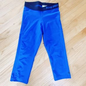 Nike Pro ✔️ Spandex Compression Leggings Capri Size Small